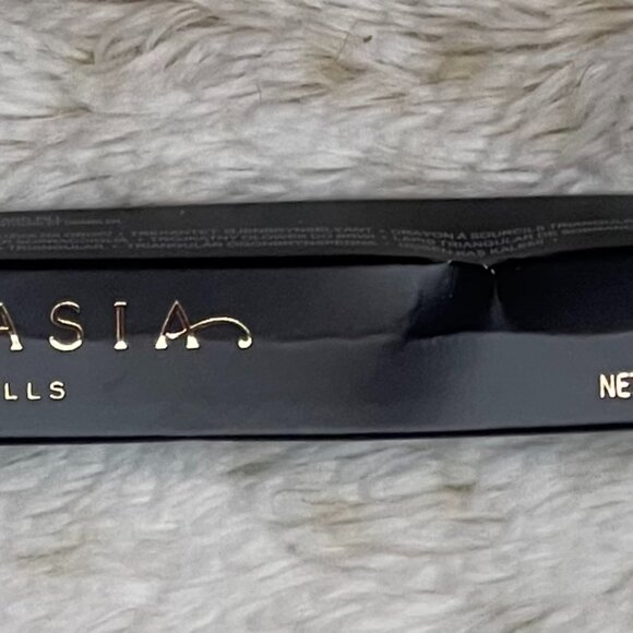 Anastasia Brow Definer triangular brow pencil in Medium Brown - New in Box - Picture 1 of 4